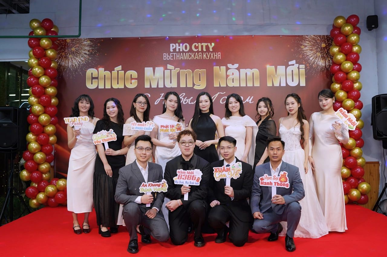 Незабываемые моменты на новогоднем корпоративе Pho City 2026 🎉 - изображение 11